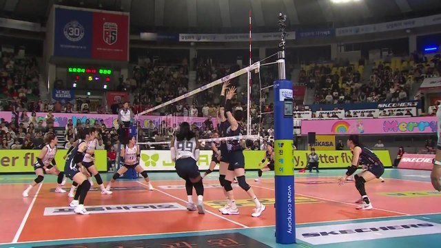 대한항공, 14년 만의 10연승 질주...여자부 도로공사도 고공행진 / YTN