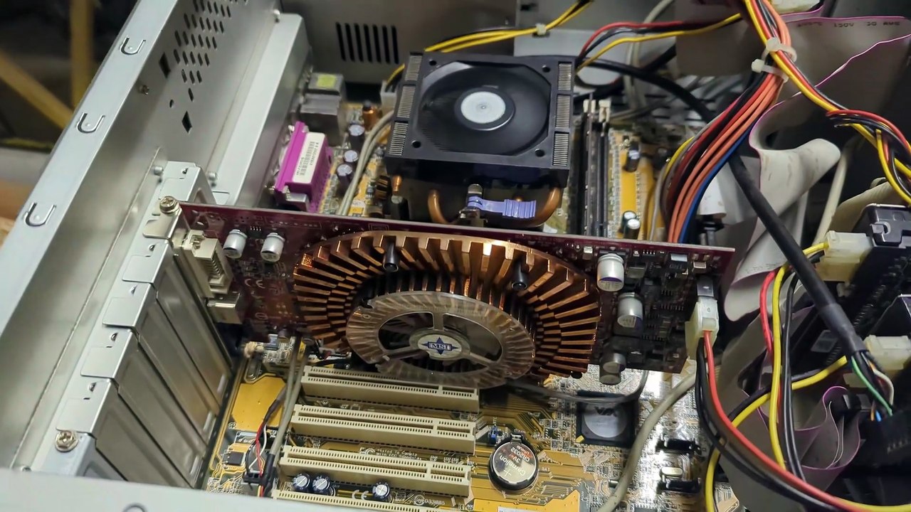 Ordinateur Olidata AMD Athlon 64 3000 socket 754 avec CM à vérifier ou réparer