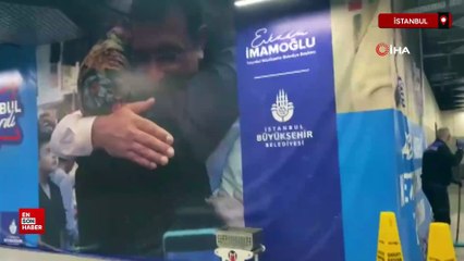 İstanbul'u sağanak yağış vurdu: Rögarlar taştı, metro istasyonu sular altında kaldı