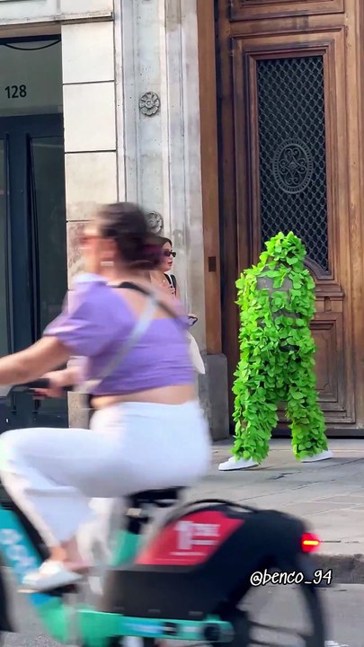 Bushman Prank 🎄