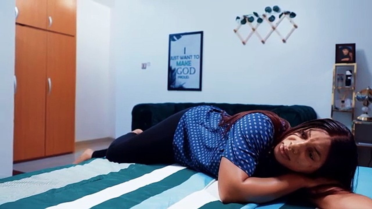 COMMENT MA FILLE M'A FAIT TOMBER AMOUREUX DE LA FILLE DE LA RUE QUE J'AI RAMENÉ À LA MAISON