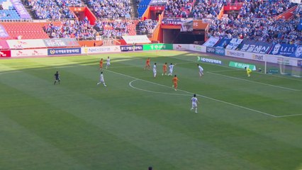 제주, 수원 삼성에 완승...K리그 1부 잔류 / YTN