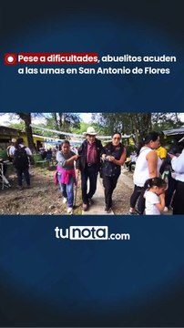 Pese a dificultades, abuelitos acuden a las urnas en San Antonio de Flores