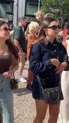 What people are wearing in Beverly Hills #walkingtour #beverlyhills #losangeles #lavlog #la #vlog - It’s Alexa (360p, h264)