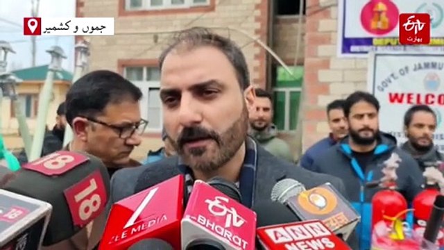 مقامی طور پر روزگار کے فروغ اور سرکاری ملازمین کے تحفظ کو اولین ترجیح: ڈاکٹر بشارت قیوم