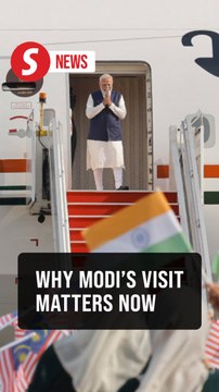 Modi receives grand Malaysian welcome
