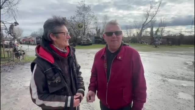 Santarcangelo, il video con i Mutoid in attesa del loro destino: «Qui da 36 anni, siamo parte del posto e gli abitanti ci stanno vicini»