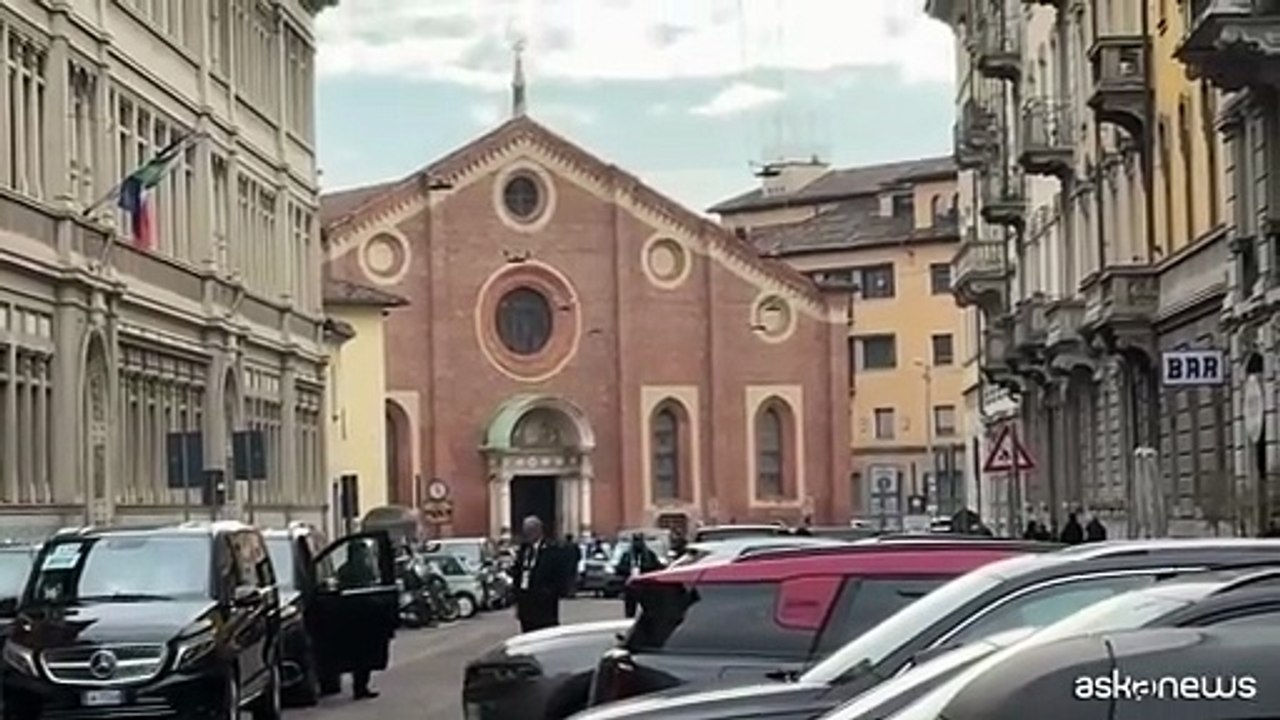 Vance nella Milano olimpica va a messa in Santa Maria  delle Grazie