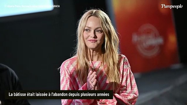 Vanessa Paradis : la maison de son enfance, un grand domaine situé près de Paris, vendue aux enchères pour un prix dérisoire