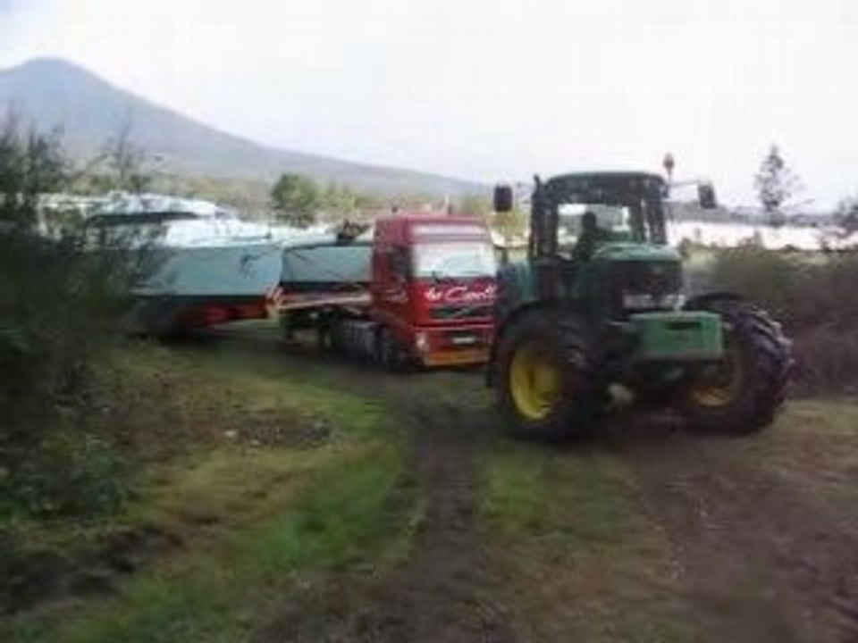 Convoi exceptionnel catamaran 1