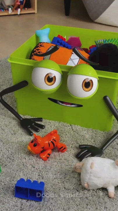 Toy box vs. Vacuum cleaner! 🧸⚔️🧹 #funny #animation