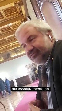 Propaganda live la tristezza di borghi per l'abbandono di vannacci dalla lega