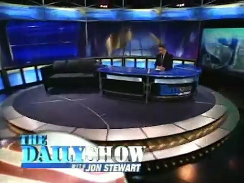 The Daily Show S10E05 - 2005-01-11 - Samuel L. Jackson SDTV