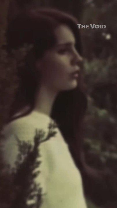 La version de Lana Del Rey est plutôt cool non ? ⚡️