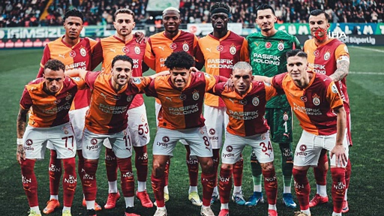 Trendyol Süper Lig: Çaykur Rizespor: 0 - Galatasaray: 1 (İlk yarı)