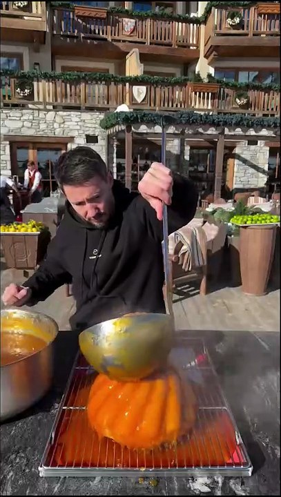 Cédric Grolet : Pourquoi sa réussite fascine autant qu'elle agace ? Le secret du succès du pâtissier français.