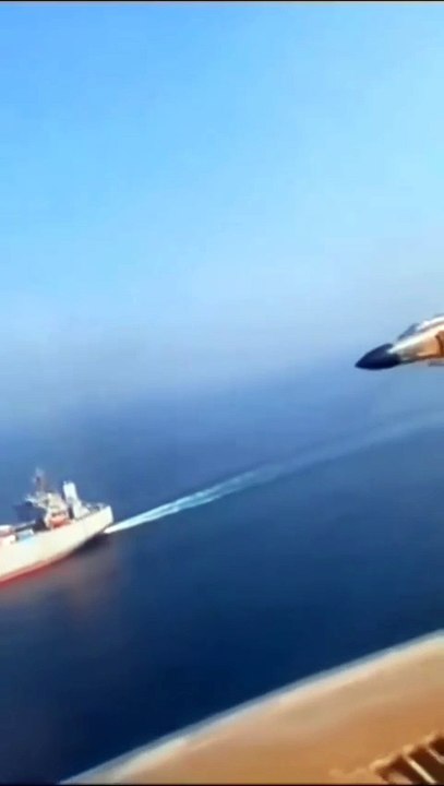 Iran prepares fighter jets and missiles to destroy American aircraft carriers if Iran is attacked