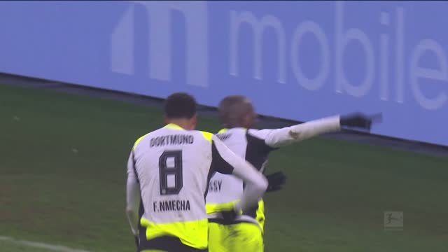 Late Guirassy winner sees Dortmund close gap to Bayern