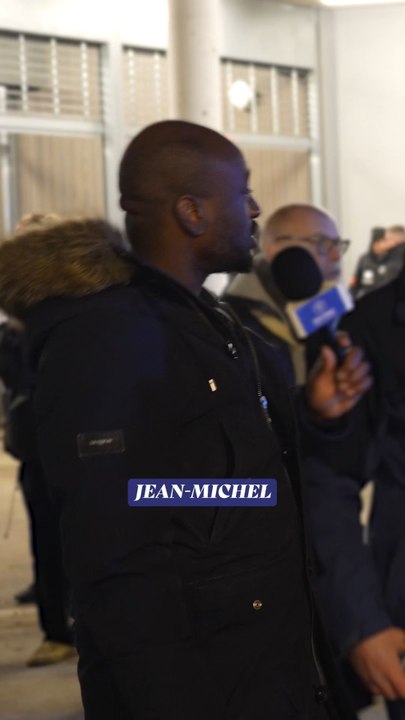 Je prank les supporters avec un faux joueur 😂