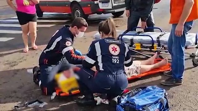 Mulher fere a cabeça ao cair de moto elétrica no Bairro Brasmadeira