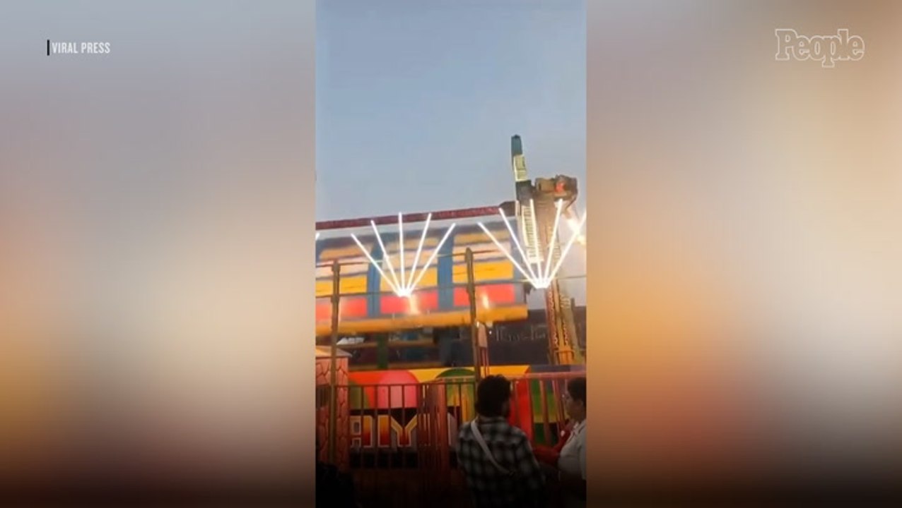 Swinging ‘Tsunami’ Ride Collapses at Fair, Kill...