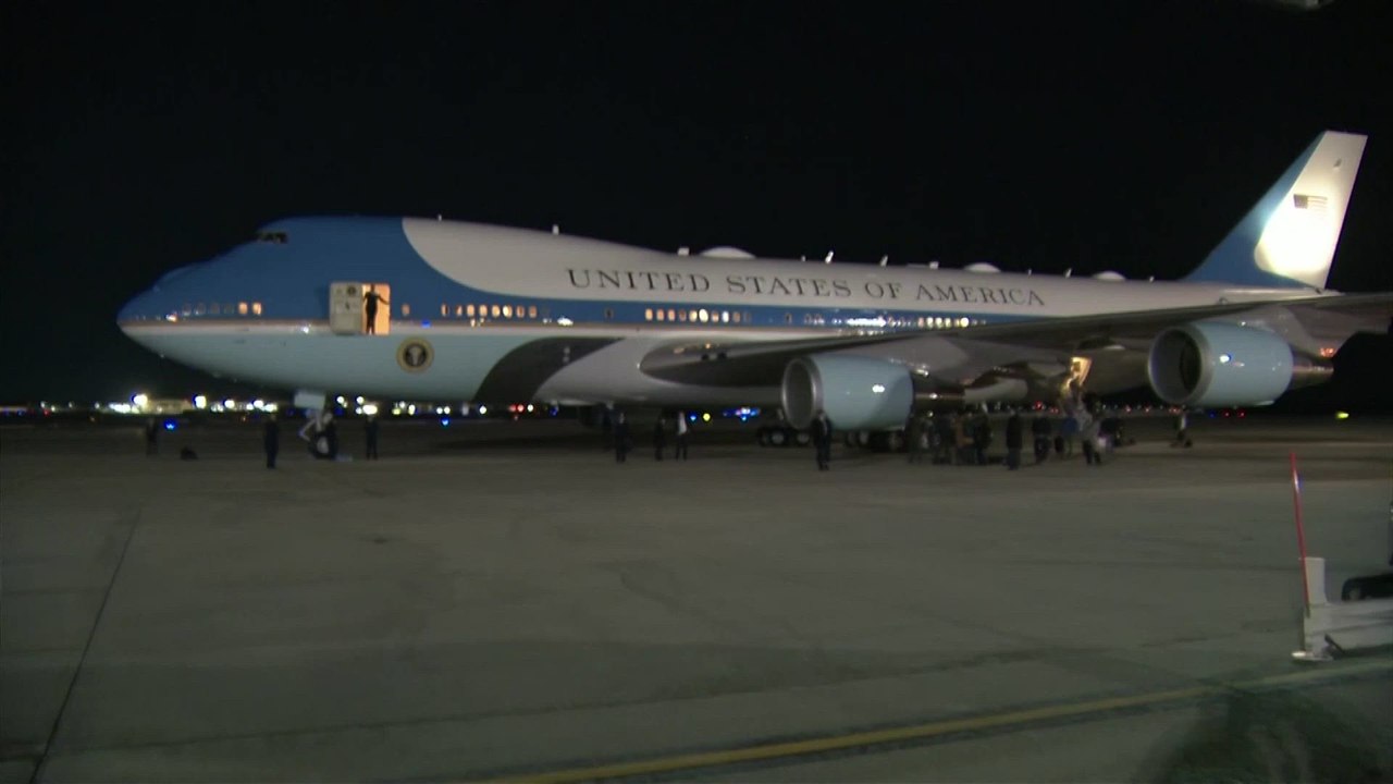 Trump returns to White House after Super Bowl watch party