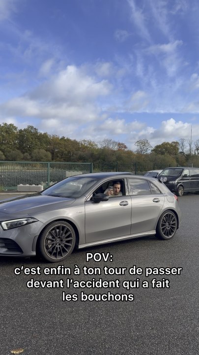 C’est à toi de passer devant l’accident #nantes #niram44 #niram #brabus #b35 @niram44
