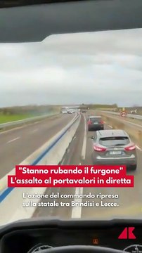 Assalto al portavalori tra Brindisi e Lecce: esplosione ripresa dagli automobilisti