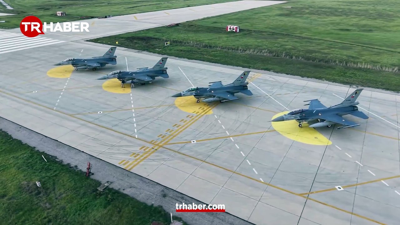 12 savaş jeti aynı anda havalandı! MSB paylaştı: Elektronik Harp Destekli Taarruz görüntüleri viral oldu!