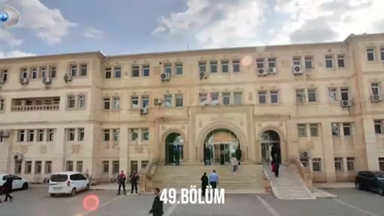 مسلسل المدينة البعيدة الحلقة 49 مترجمة للعربية