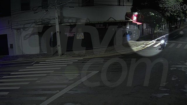 Polícia Civil divulga imagens após furto em loja de joias no Centro de Ibiporã