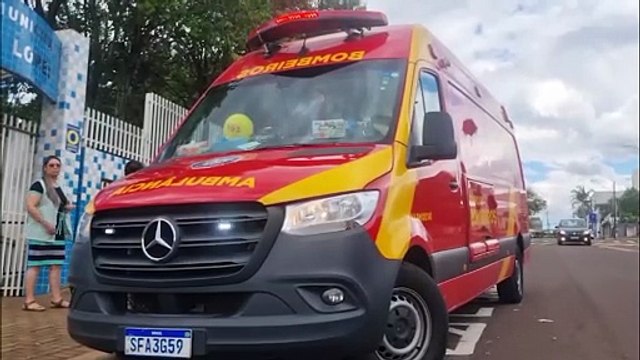 Criança é socorrida pelo Siate com ferimento no crânio na Rua Siriema
