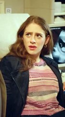 [Doblado] Sustituta Accidental para Alfa en Español