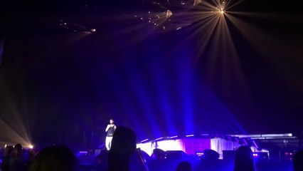 2017 - Matt Pokora - Discours hommage à Johnny Hallyday (My Way Tour, Bercy, 08 décembre)