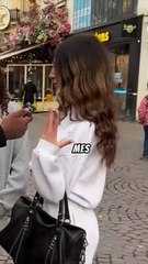 Elle gagne un iPhone, si elle dit une vérité qu’elle n’a jamais dit à sa pote auparavant