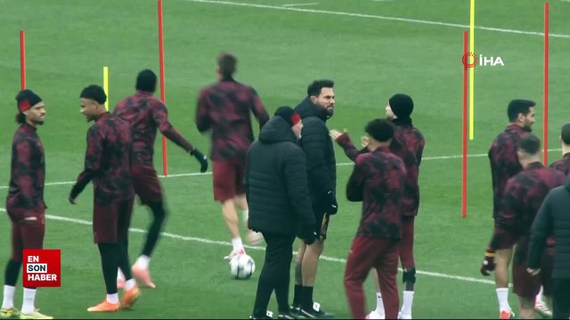 Galatasaray Kemerburgaz Metin Oktay Tesisleri’nde antrenmanını yaptı