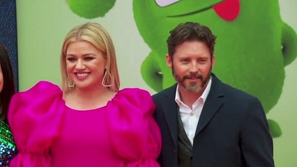 Why Kelly Clarkson ‘Isn’t Convinced’ She’s Ready To Date Again Nearly 2 Years After Divorce