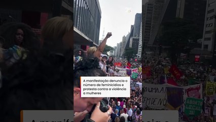 Ato contra feminicídios reúne milhares de mulheres na Avenida Paulista: ‘Nenhuma a menos’ #shorts