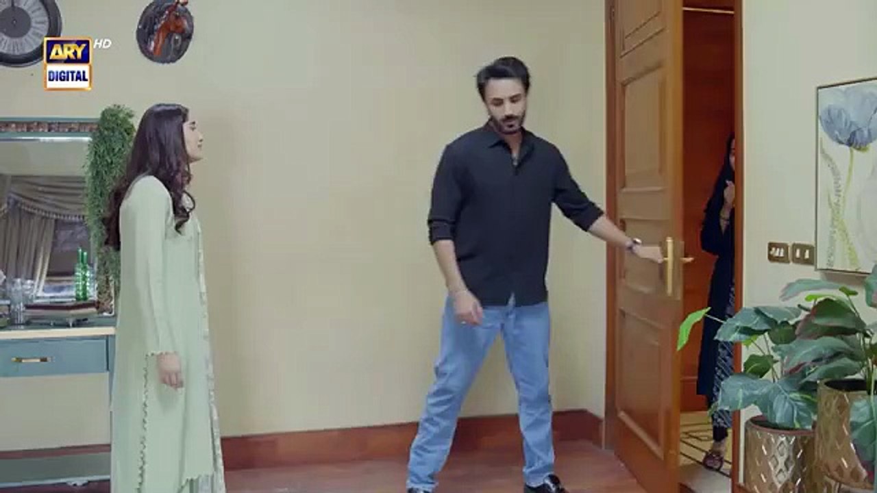 Eshal Ki Beqasoori Ka Raaz ... | ChaalBaaz | ARY Digital