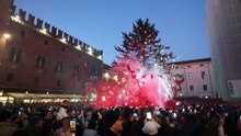 Ferrara fa il pieno per l'accensione dell'albero di Natale