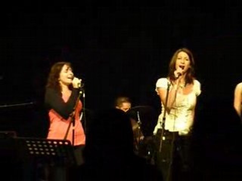 RADIO Song / ESTELLE Tetelle