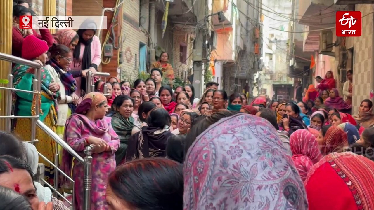 एक ही परिवार के 4 सदस्यों के शव पहुंचे तो रो पड़ा पूरा मोहल्ला, गम और गुस्से का माहौल