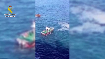 Muere una de las personas rescatadas tras sufrir un golpe de mar por oleaje en Los Gigantes