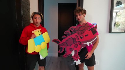 "YOUTUBERS PLAY STEAL A BRAINROT IN REAL LIFE! (ROBLOX) 😱🎮"