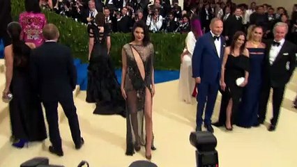 Kendall Jenner Trolls Kylie Jenner & Travis Scott Over Their Vacation Photos