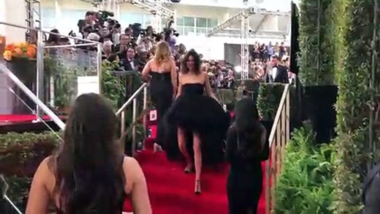 Kendall Jenner Reacts To Haters Dissing Her Golden Globes Acne | Hollywoodlife