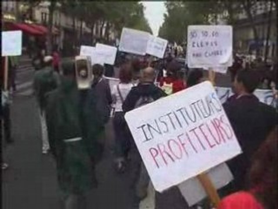 Manifestation enseignants parents élèves