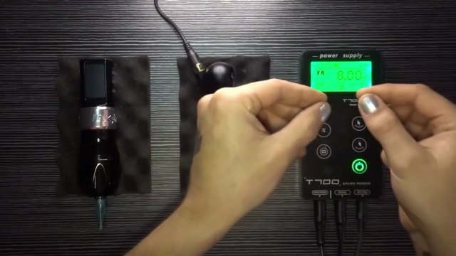 Aprende a Tatuar Con Voltajes, Hertz o Ciclos Por Segundo - Todo Lo Que Debes Saber Para Hacerlo