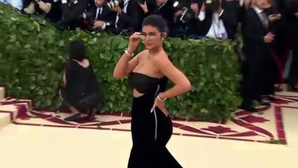 Khloe Kardashian Slams Fans Who Thinks She Took Tristan Thompson Back