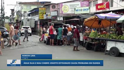 Água suja e mau cheiro: esgoto estourado causa problema em Olinda